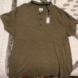 NWT Rag & Bone classic Henley in Army